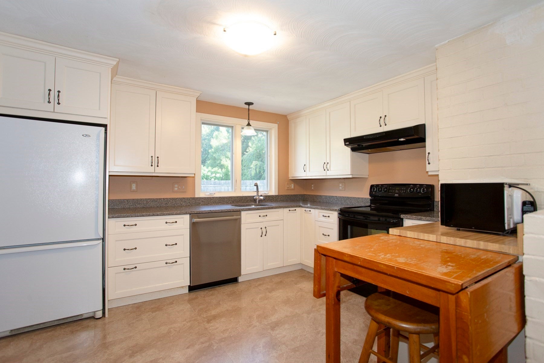 11 Mary Agnes Road, Framingham, MA, 11 Mary Agnes Road, Framingham, MA Photo #8