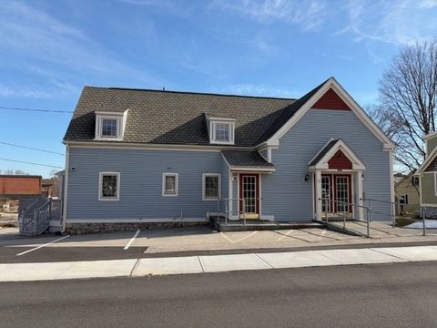 16 Village St Dudley MA 01571