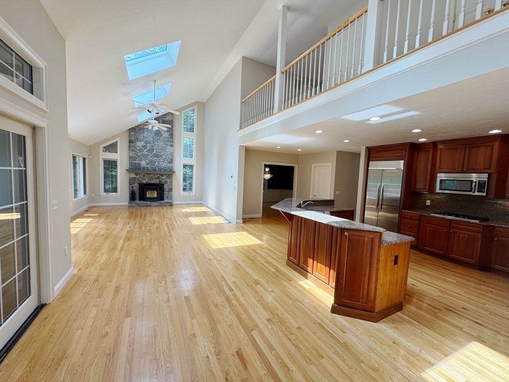 11 Schaffner Ln