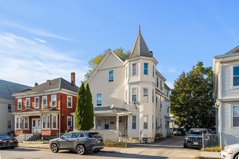 23-25 Bowdoin St Lawrence MA 01843