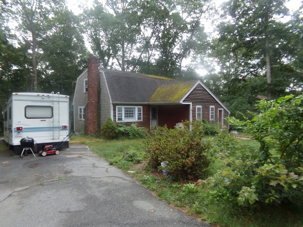 118 Pond Circle