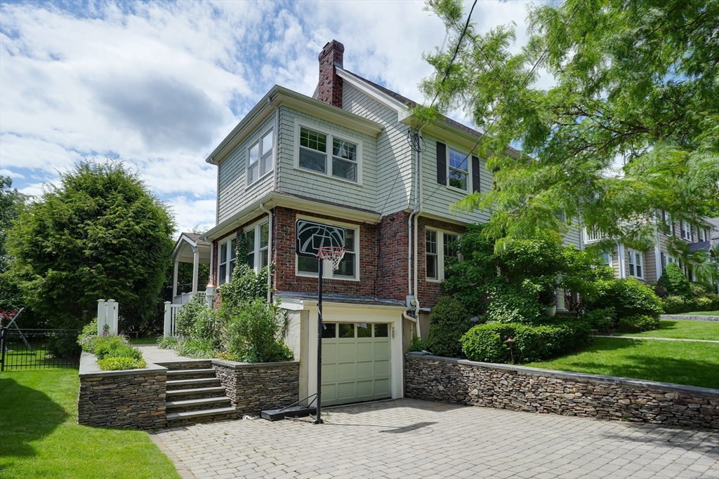 35 Richardson Rd