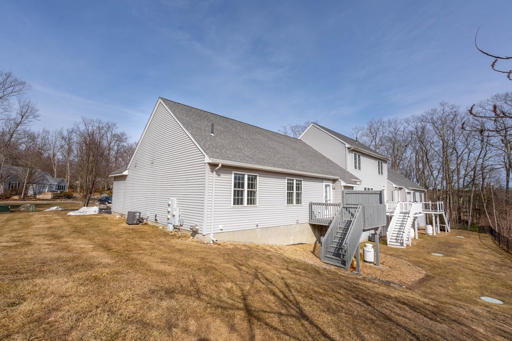 17 Candlewood Dr 5C