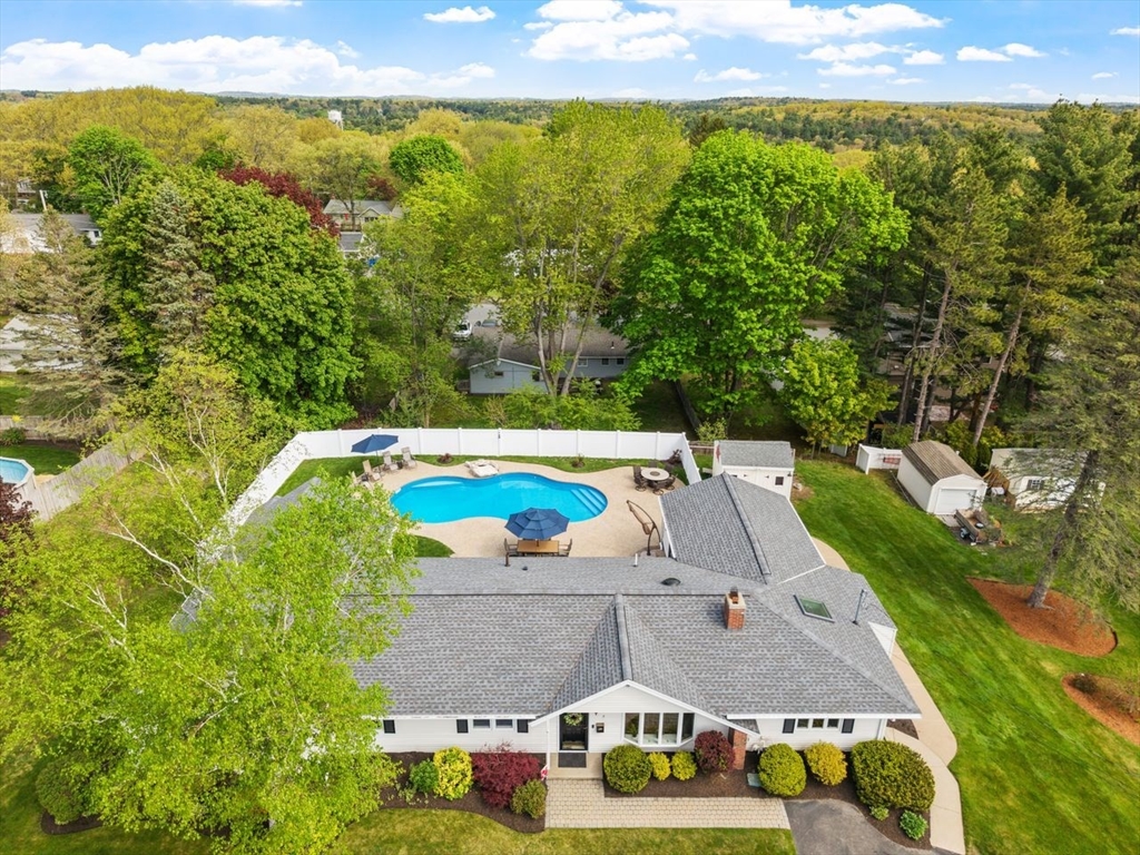 3 Maryvale Ln, Peabody, MA Photo #2