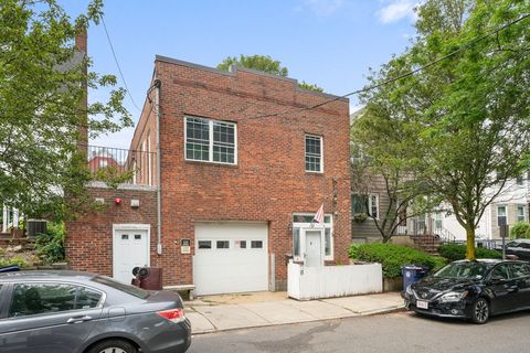 8 Parker St 8 Everett MA 02149