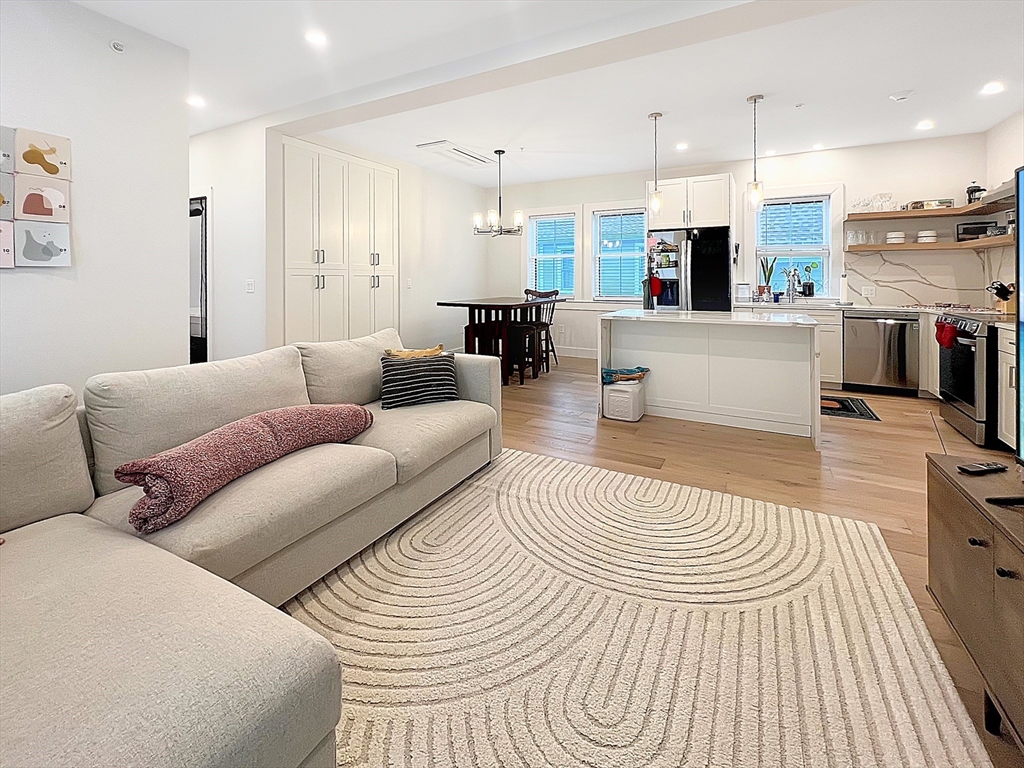 18 Edward St 2