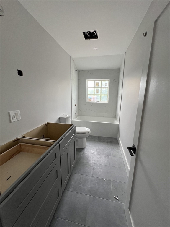 8 Crystal Street 2