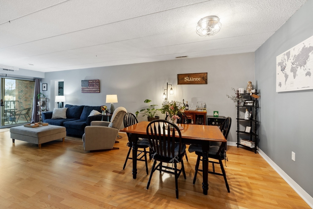 10 Foster St 306