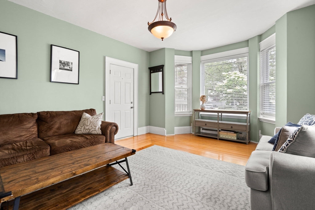 12 Summit Avenue 1