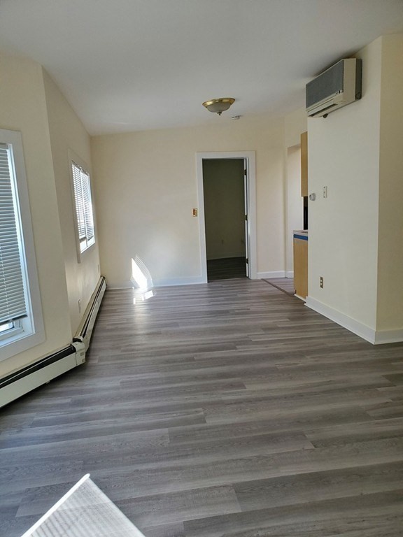 101 Oak Island St
