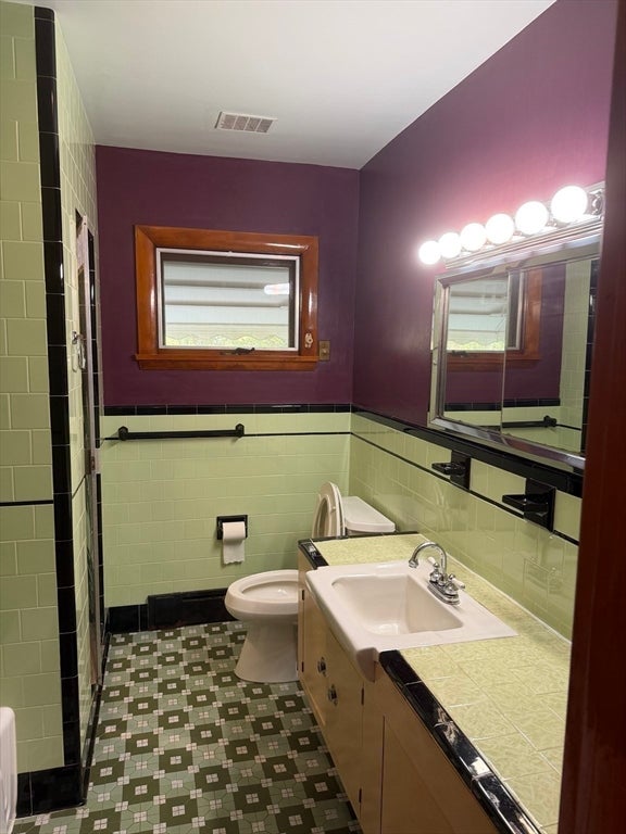 439 Lowell Street, Andover, MA, 439 Lowell Street, Andover, MA Photo #9