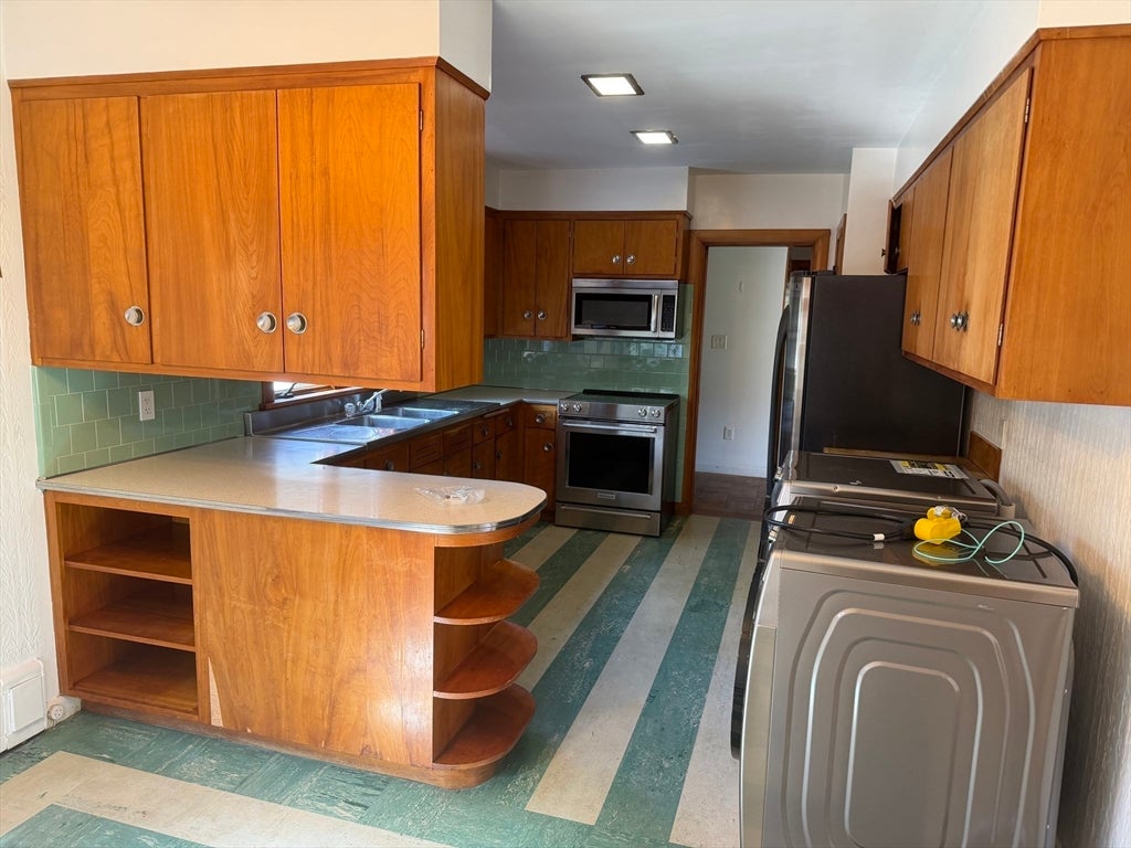 439 Lowell Street, Andover, MA, 439 Lowell Street, Andover, MA Photo #2