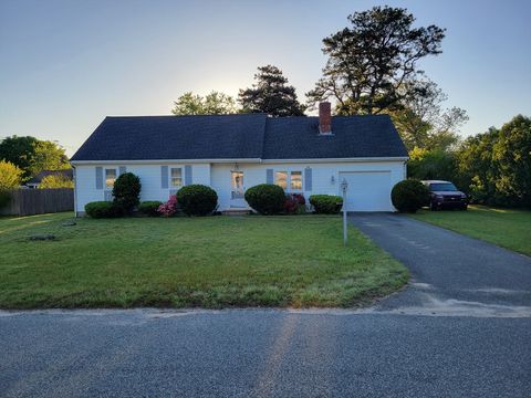Photo of 115 Captain Chase Rd, Yarmouth, MA 02664 (MLS # 73467540)