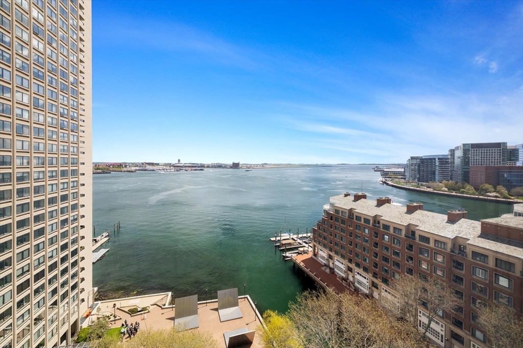 65 East India Row #16E, Boston, MA Photo #2