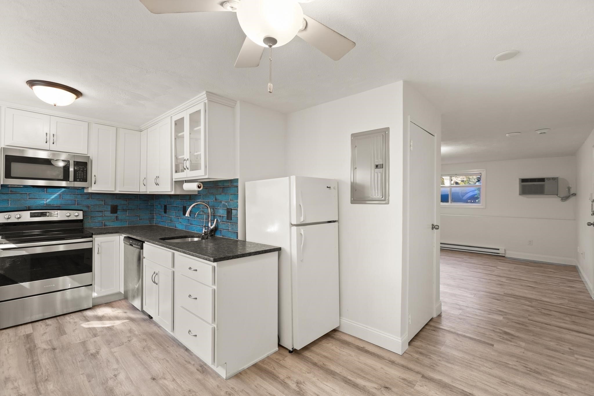 16 Appleton Park #C1, Ipswich, MA, 16 Appleton Park #C1, Ipswich, MA Photo #4