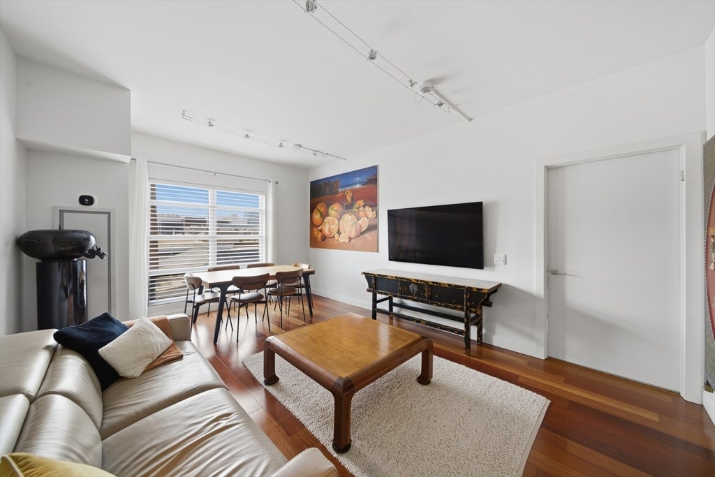 17 Otis Street 701