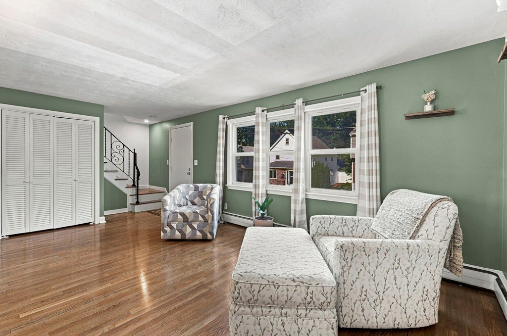 111 Mitchell Ave