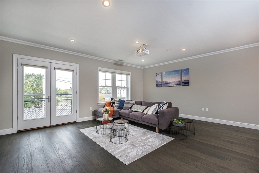 175 North Avenue 203