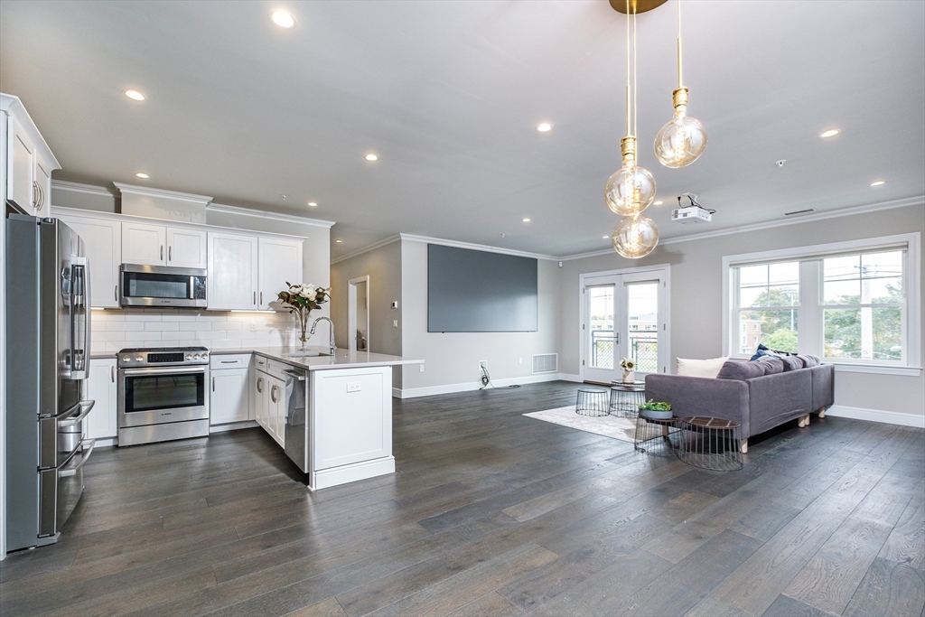 175 North Avenue 203