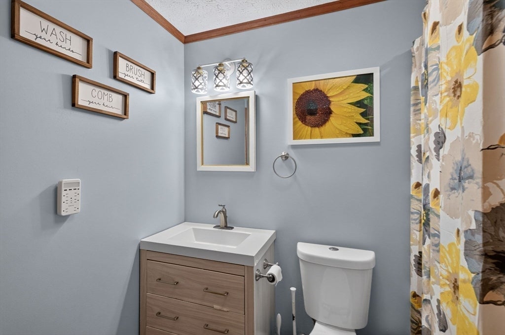 39 Rice Corner Rd, Brookfield, MA, 39 Rice Corner Rd, Brookfield, MA Photo #20