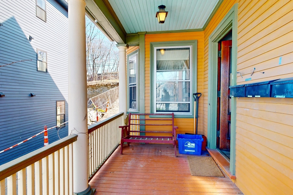 588-590 Cambridge St