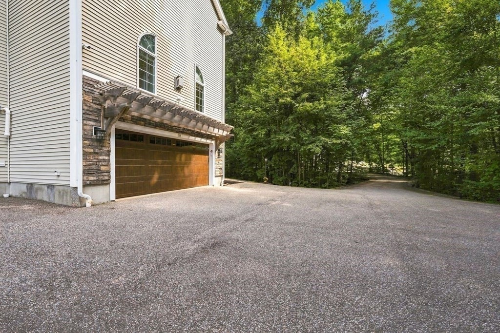 18 Parsonage Hill Rd, Haverhill, MA Photo #40
