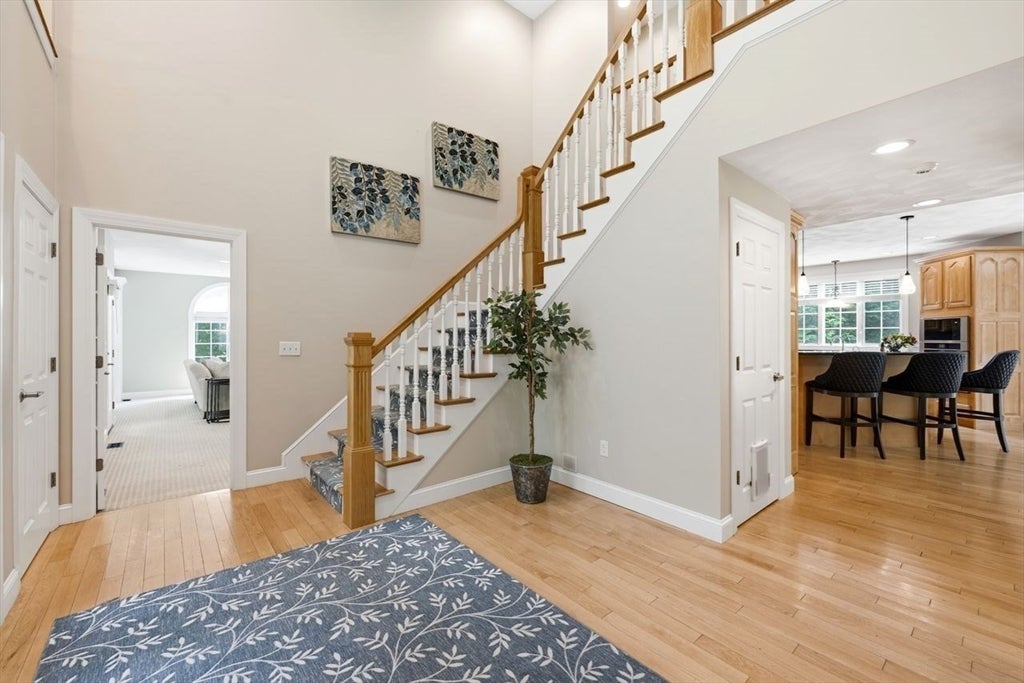 18 Parsonage Hill Rd, Haverhill, MA Photo #4