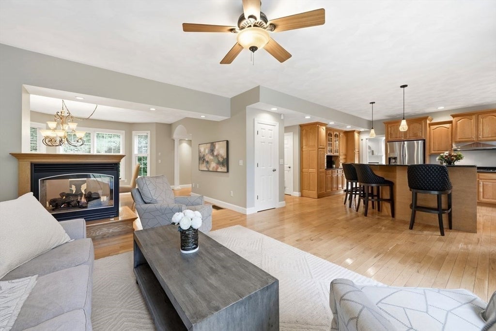 18 Parsonage Hill Rd, Haverhill, MA Photo #9