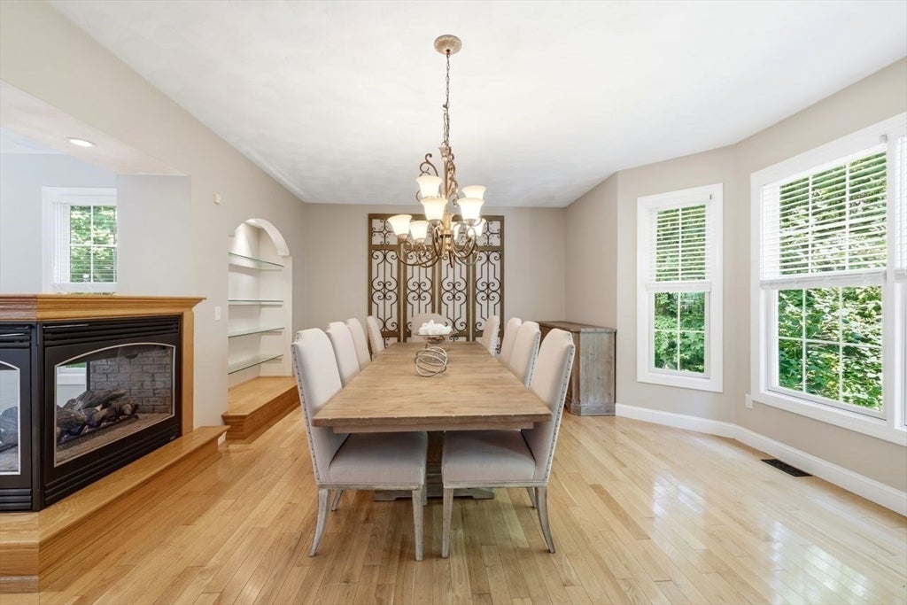 18 Parsonage Hill Rd, Haverhill, MA Photo #6
