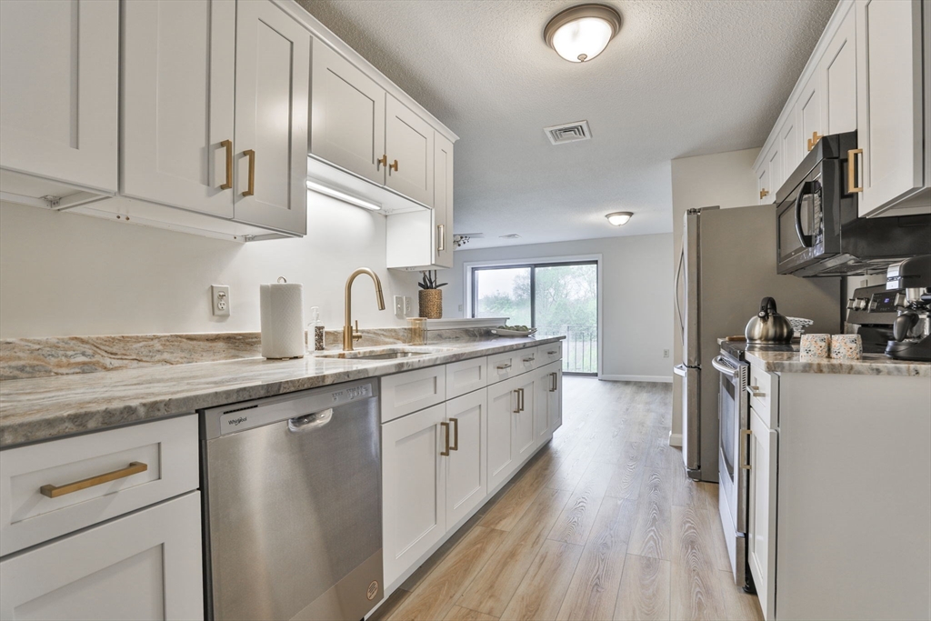 181 Littleton Rd 213