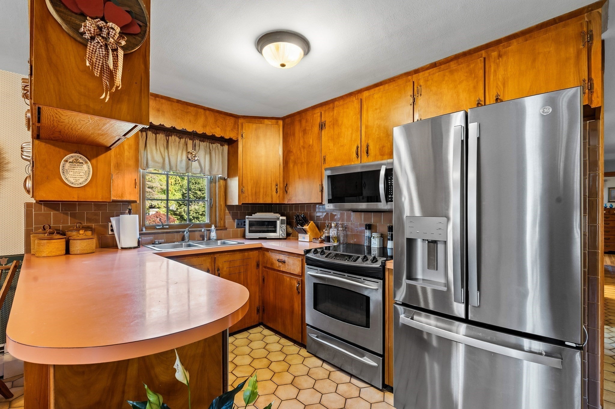 141 Olin Avenue, Fitchburg, MA, 141 Olin Avenue, Fitchburg, MA Photo #7