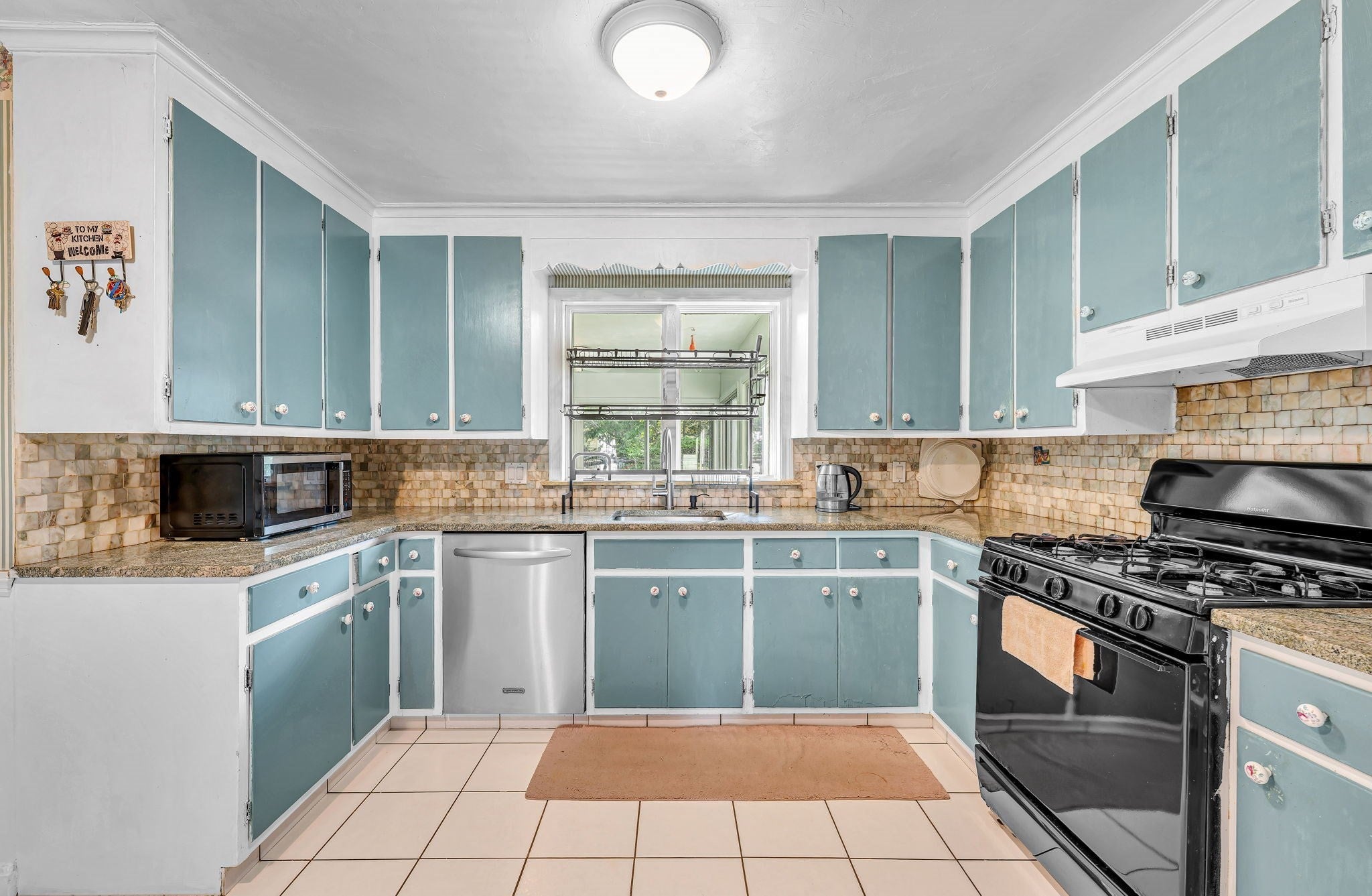 135 Emerson St, Springfield, MA, 135 Emerson St, Springfield, MA Photo #7