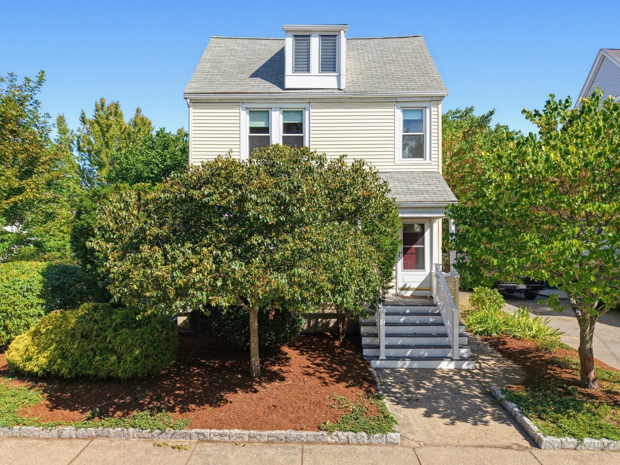 148 Washington St