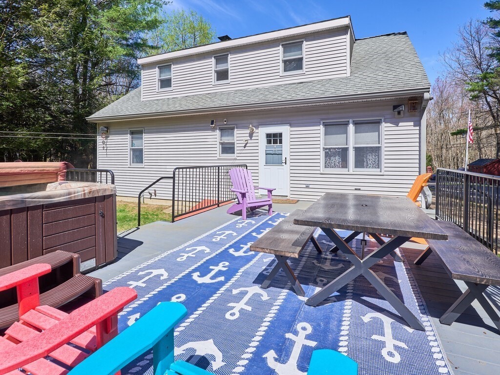 3 Hammond Street, Leicester, MA Photo #6