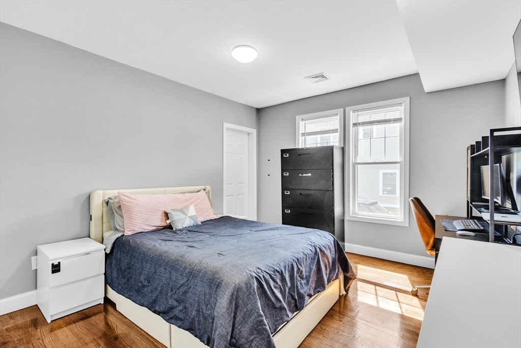 86 Chandler St, Marlborough, MA Photo #20