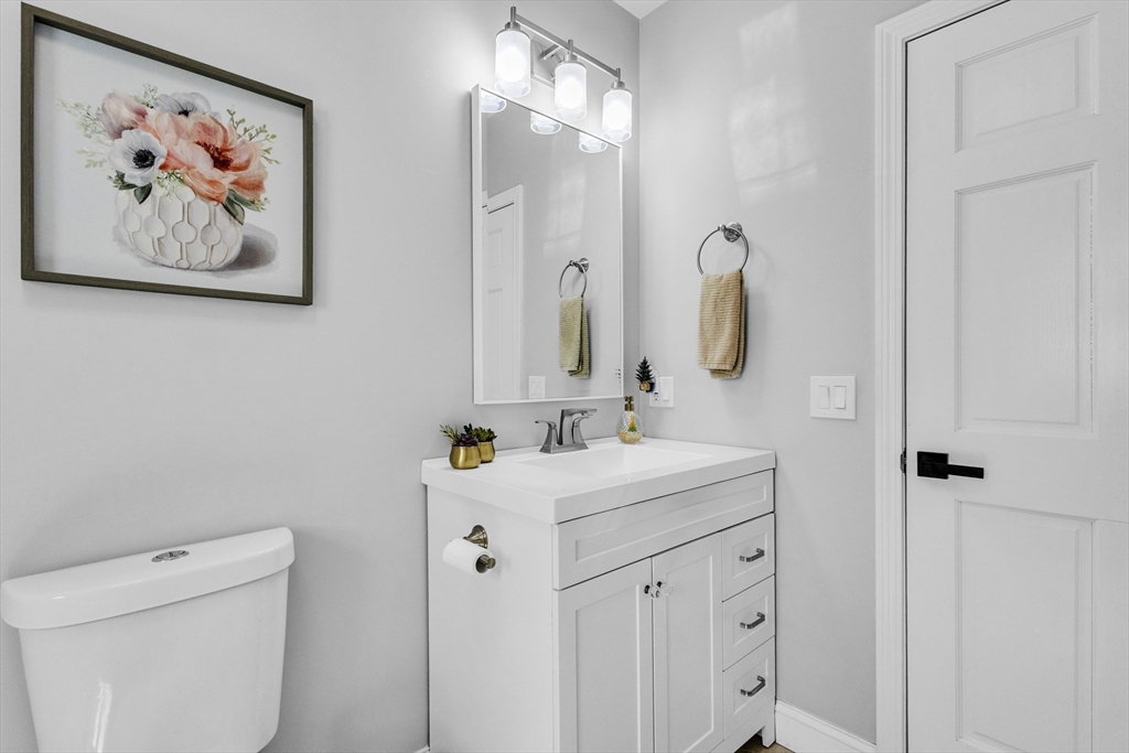 86 Chandler St, Marlborough, MA Photo #35