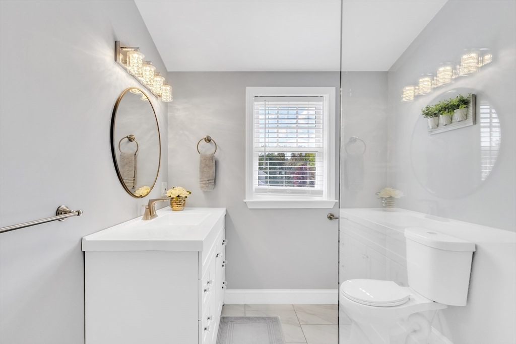 86 Chandler St, Marlborough, MA Photo #32