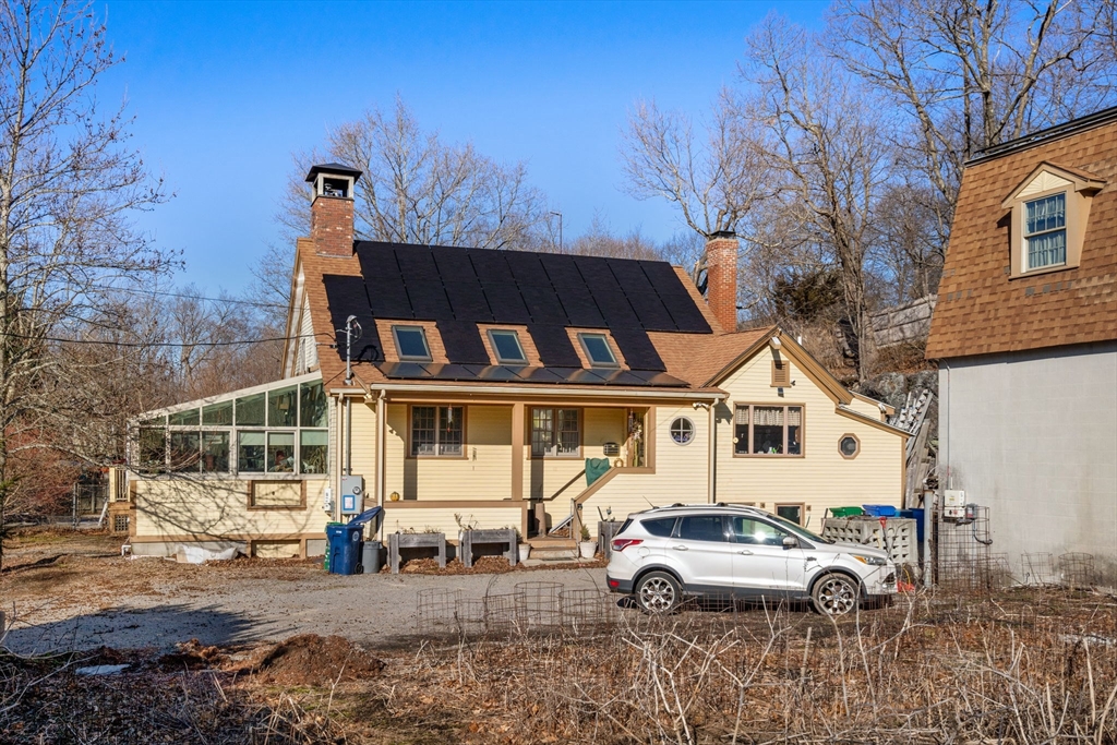 103 Thurston Road