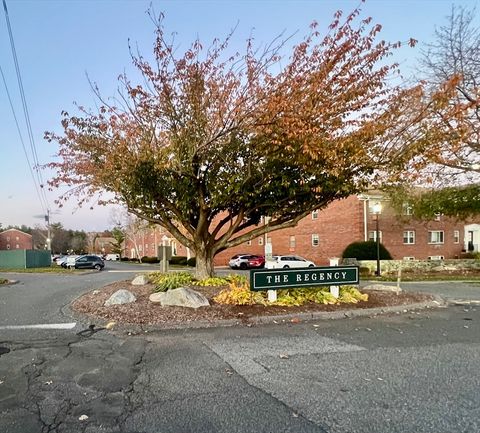 192 Regency Park Dr 192 Agawam MA 01001
