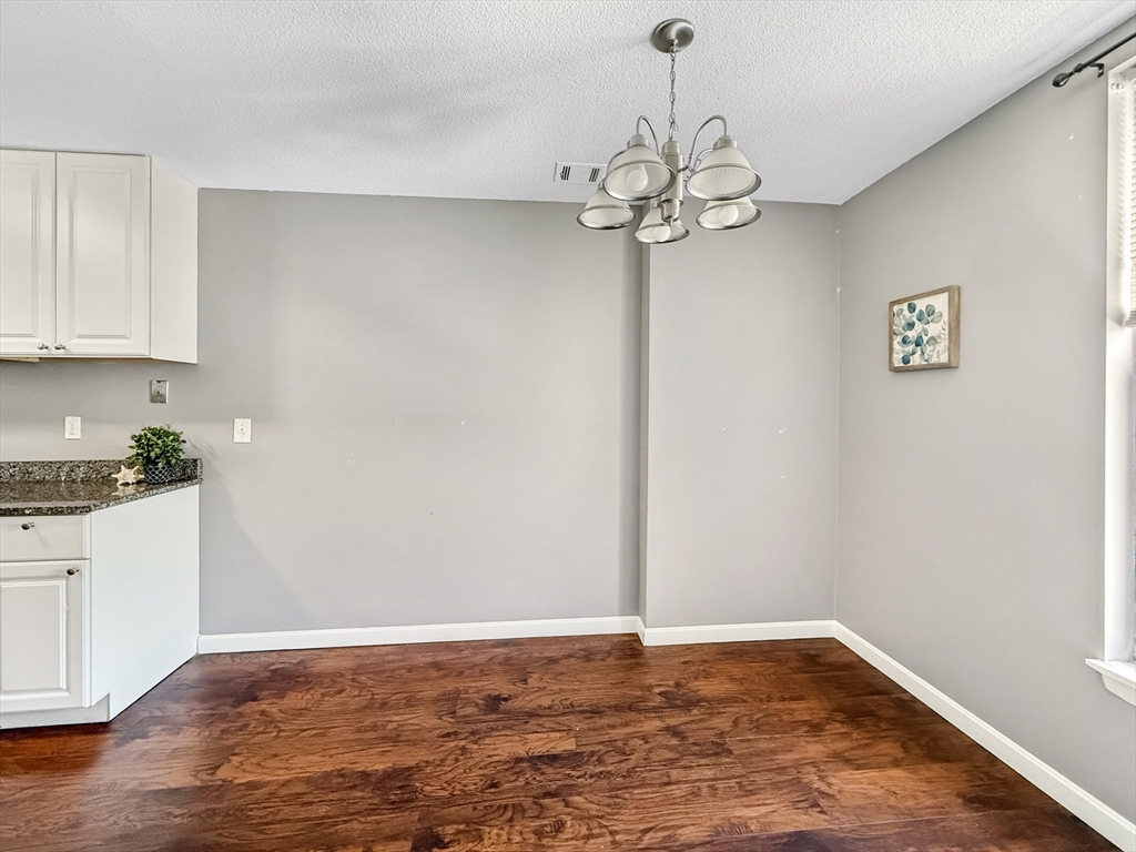 22 Shrewsbury Green Dr I