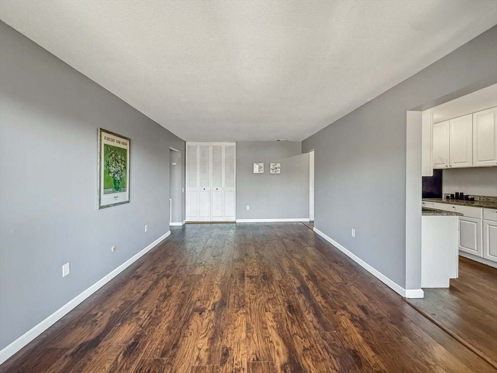 22 Shrewsbury Green Dr I