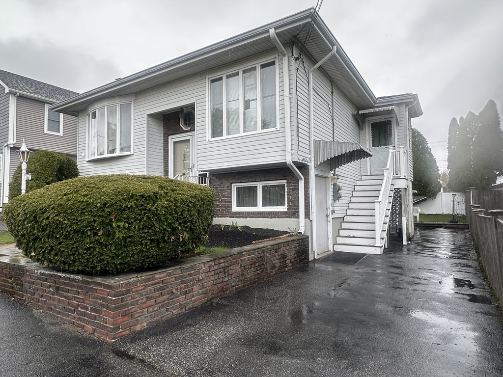 122 Lantern Rd