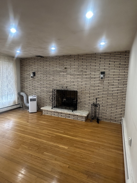 122 Lantern Rd