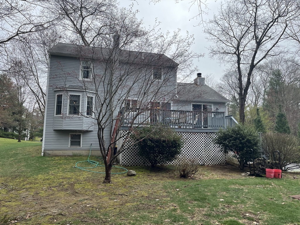 27 Riverwood Drive