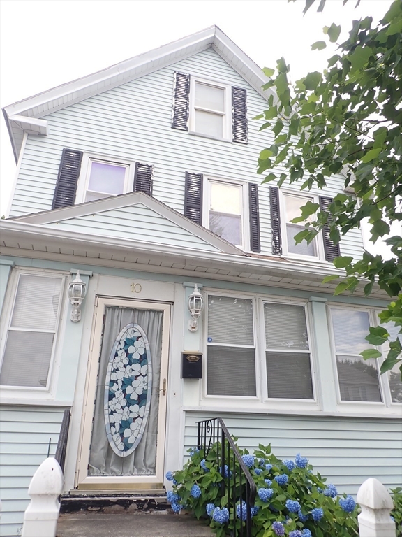 10 Almont Ave