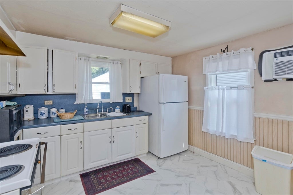 135 Prentice ST, Springfield, MA, 135 Prentice ST, Springfield, MA Photo #8