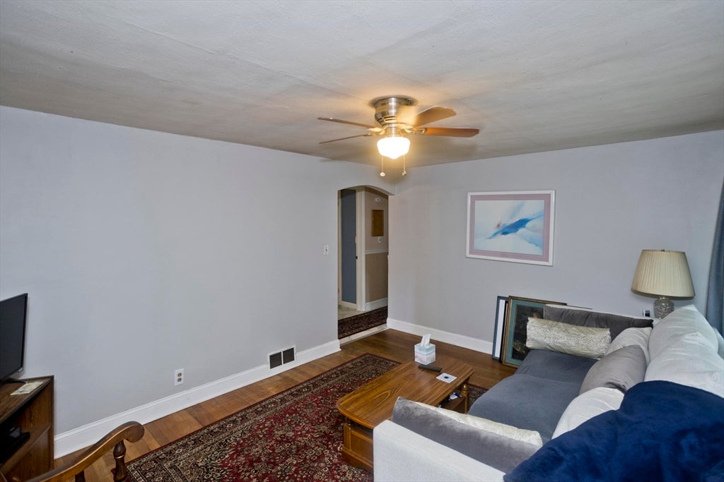 135 Prentice ST, Springfield, MA, 135 Prentice ST, Springfield, MA Photo #5