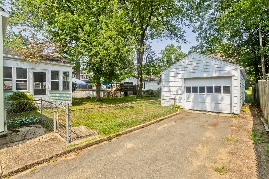 135 Prentice ST, Springfield, MA, 135 Prentice ST, Springfield, MA Photo #31