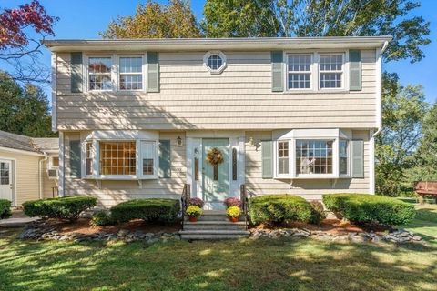99 Lincoln Lane Dracut MA 01826