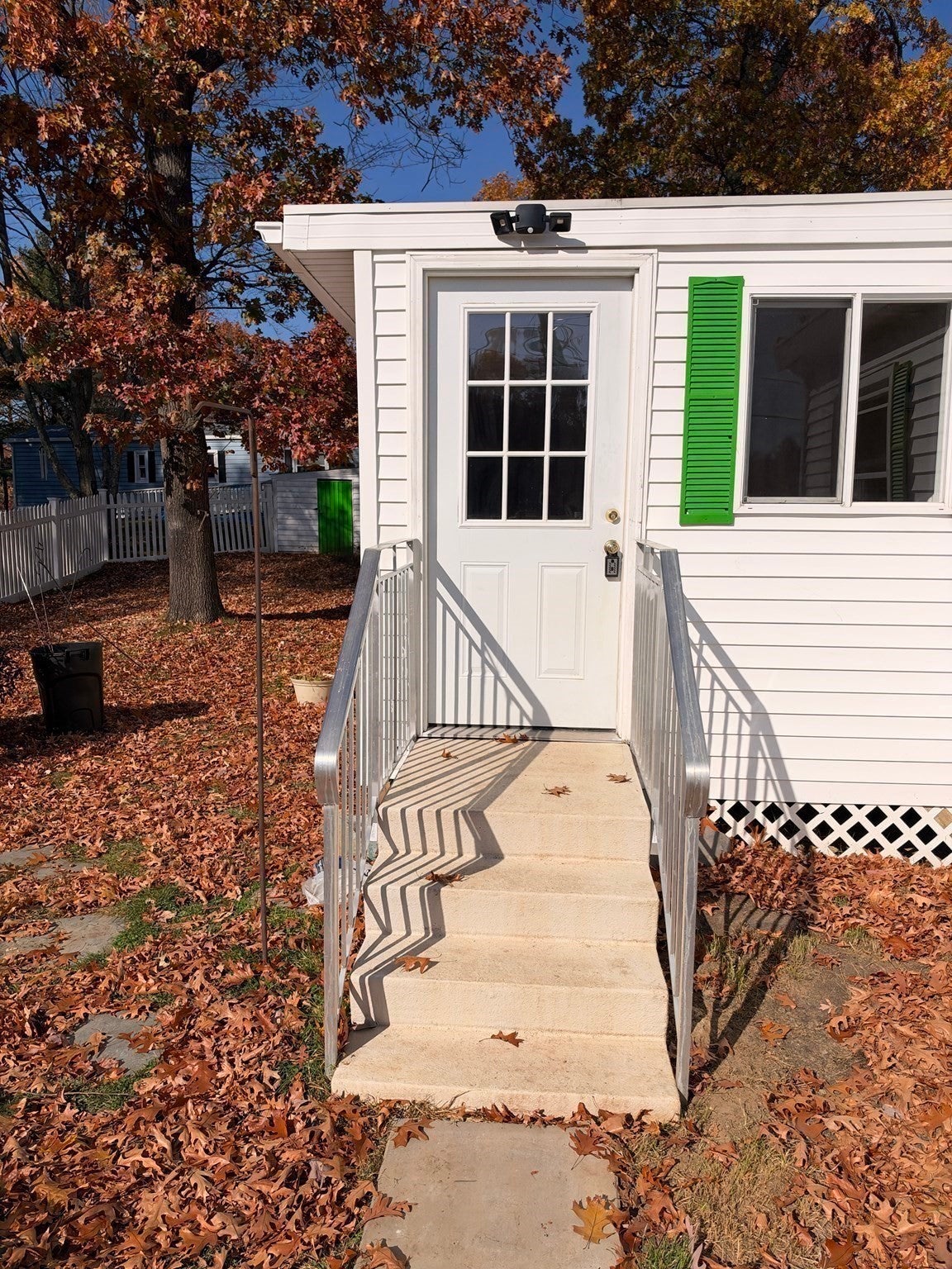 8 Presidential Circle, Warren MA 01083